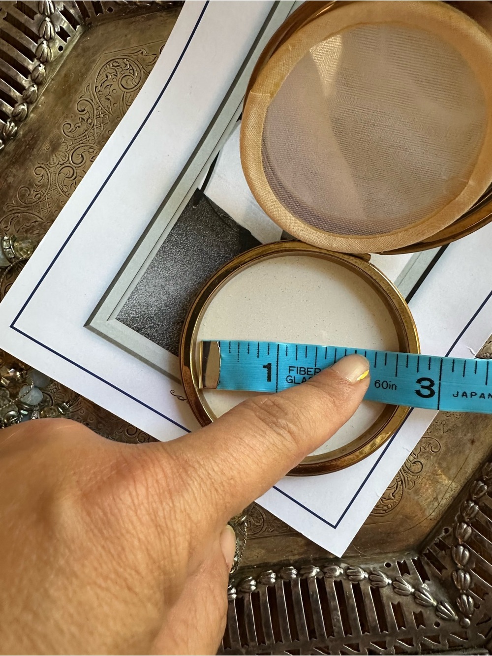 Vintage Stratton Compact - Picture 7 of 8